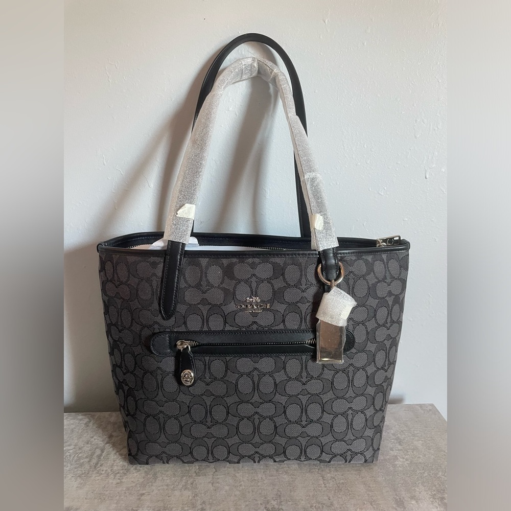 COACH TOTE BAG